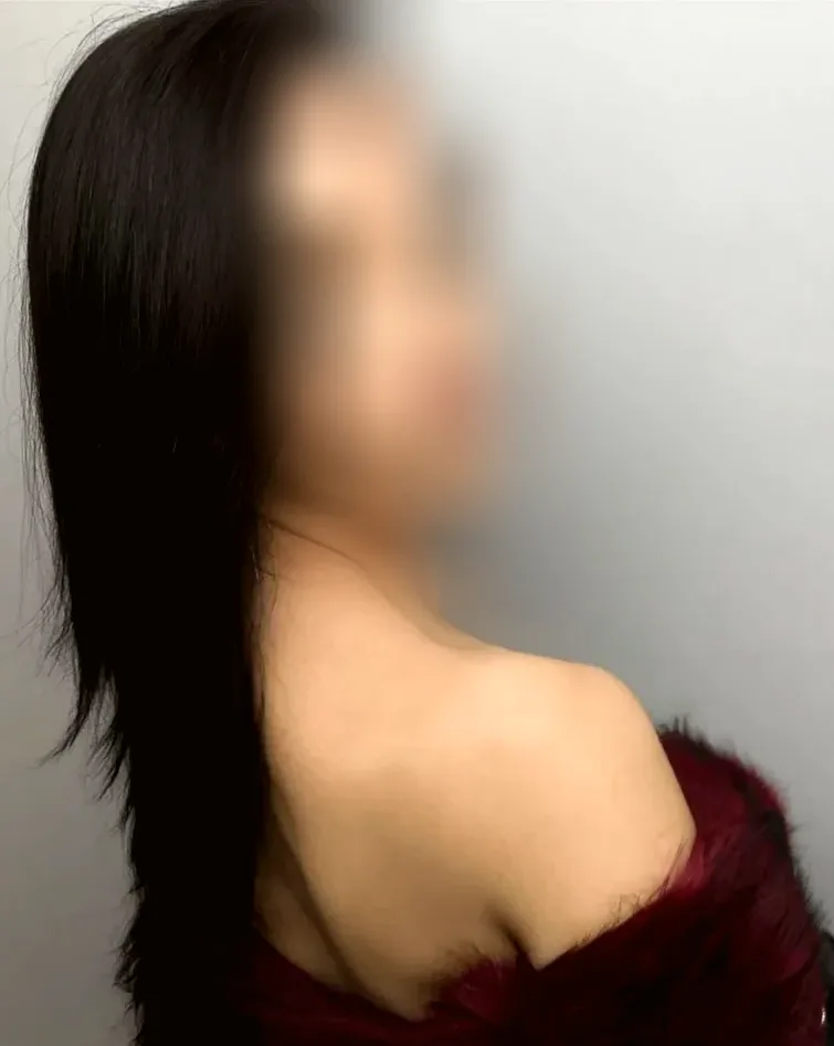 Christina, 26