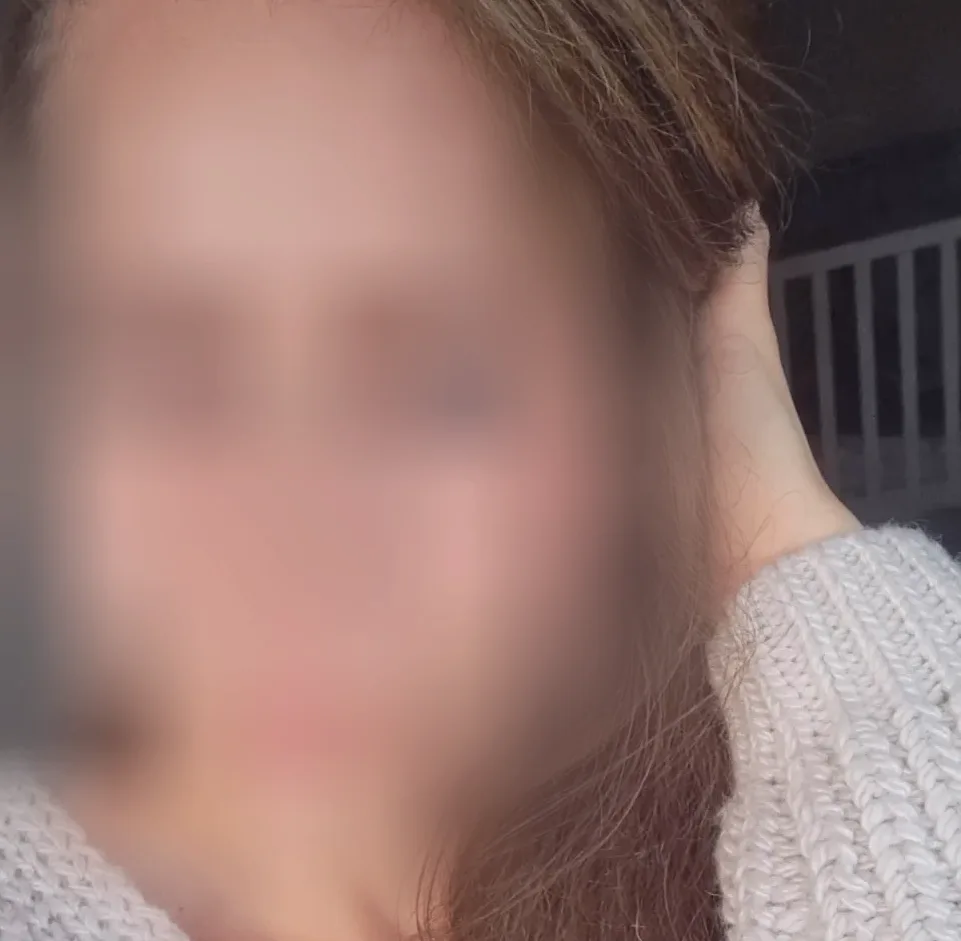 Fatima, 31