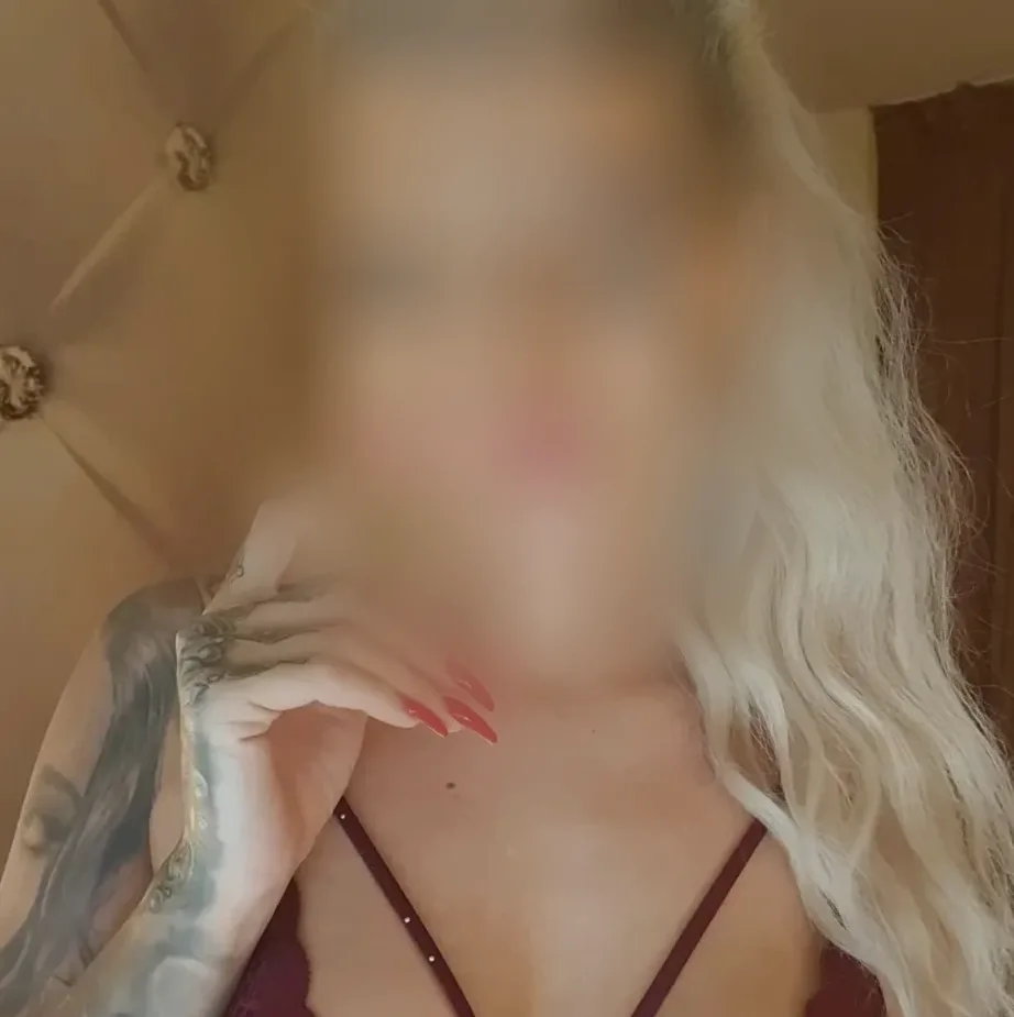 Livia, 30
